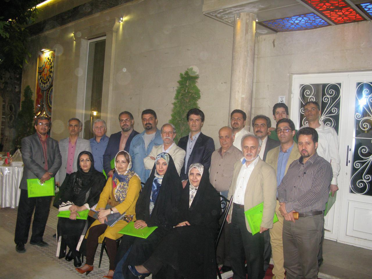 تجلیل از معلمان ومدرسان انجمن خوشنویسان قزوین بمناسبت هفته معلم